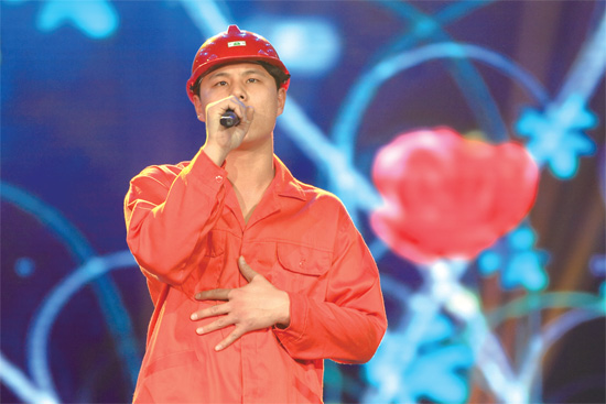 《開口就唱》新年歌會，百姓歌手唱享幸福