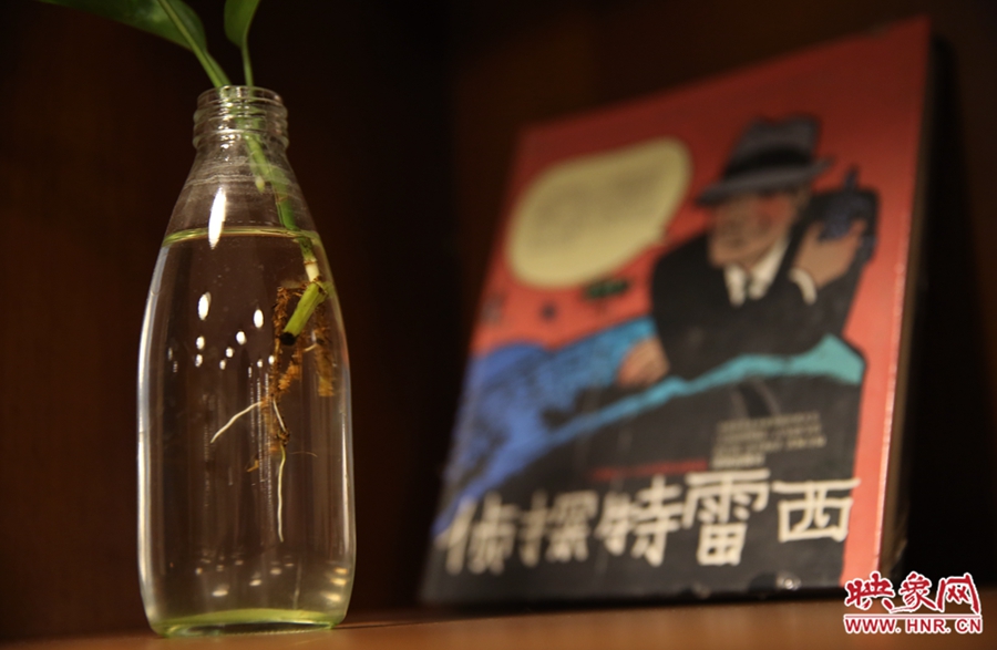 書(shū)店內(nèi)的裝飾。